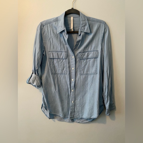 The Group Babaton Button Up Shirt - Picture 1 of 3
